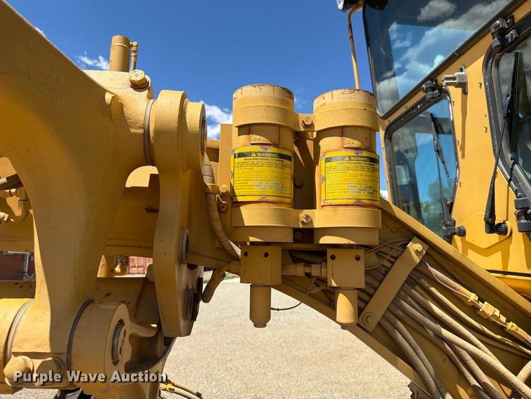 image for item FK4600 1992 Caterpillar 140G motor grader