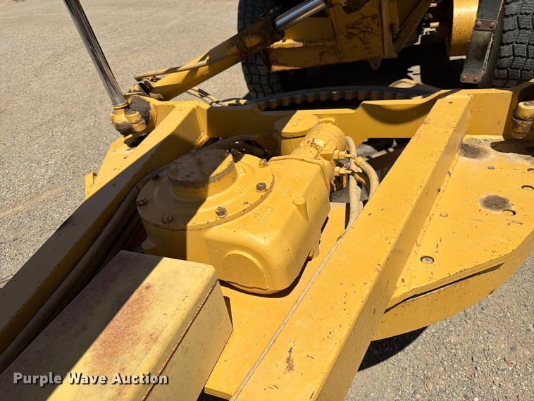 image for item FK4600 1992 Caterpillar 140G motor grader