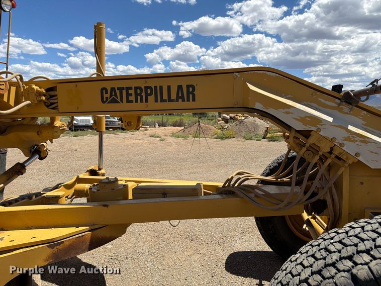 image for item FK4600 1992 Caterpillar 140G motor grader