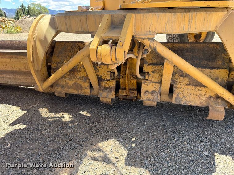 image for item FK4600 1992 Caterpillar 140G motor grader