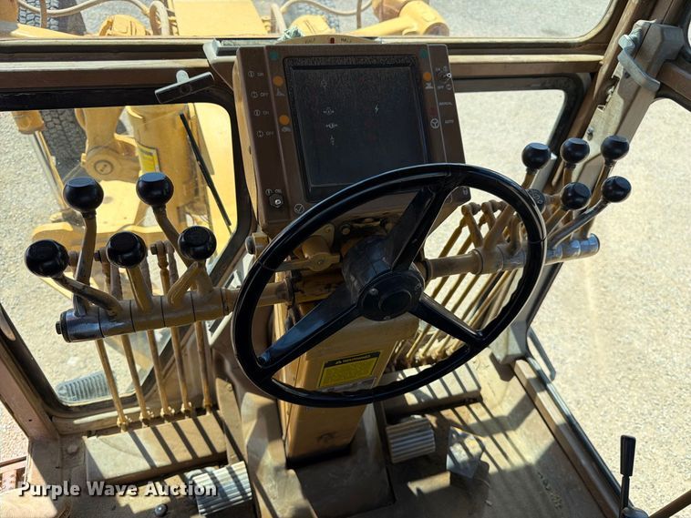 image for item FK4600 1992 Caterpillar 140G motor grader