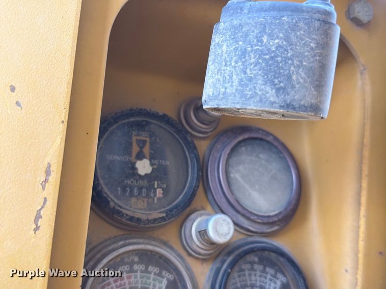 image for item FK4600 1992 Caterpillar 140G motor grader