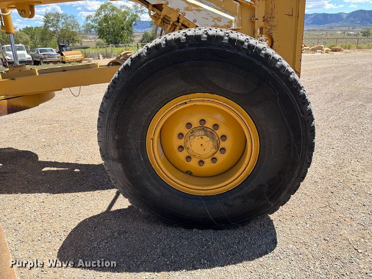 image for item FK4600 1992 Caterpillar 140G motor grader