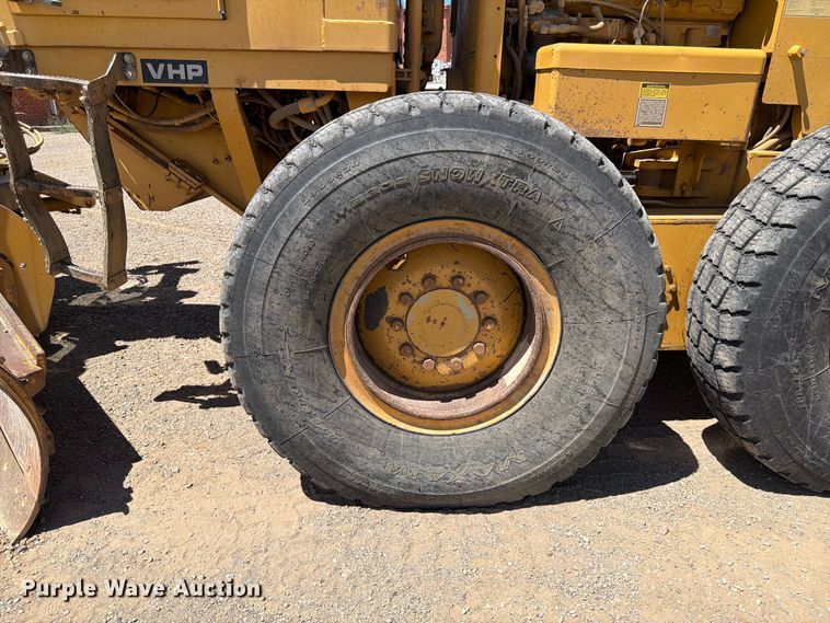 image for item FK4600 1992 Caterpillar 140G motor grader