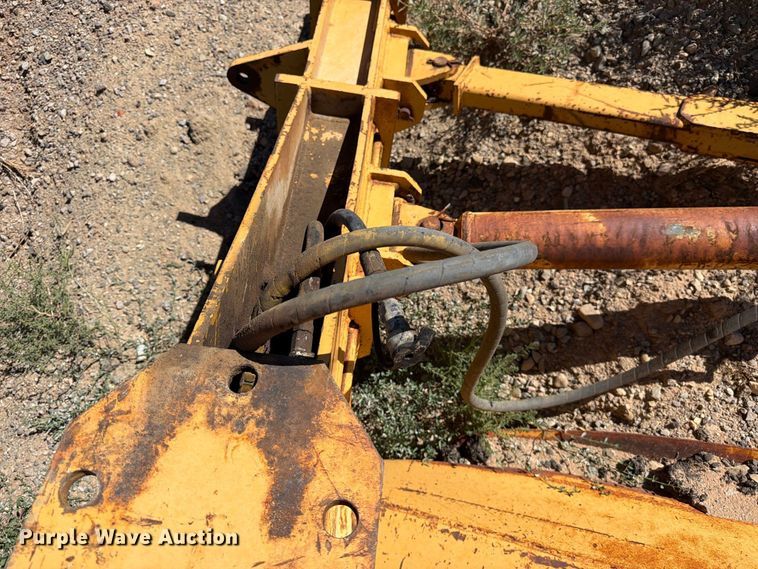 image for item FK4600 1992 Caterpillar 140G motor grader