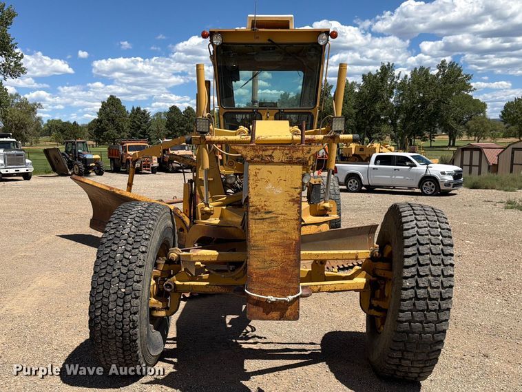 image for item FK4601 1989 Caterpillar 140G motor grader
