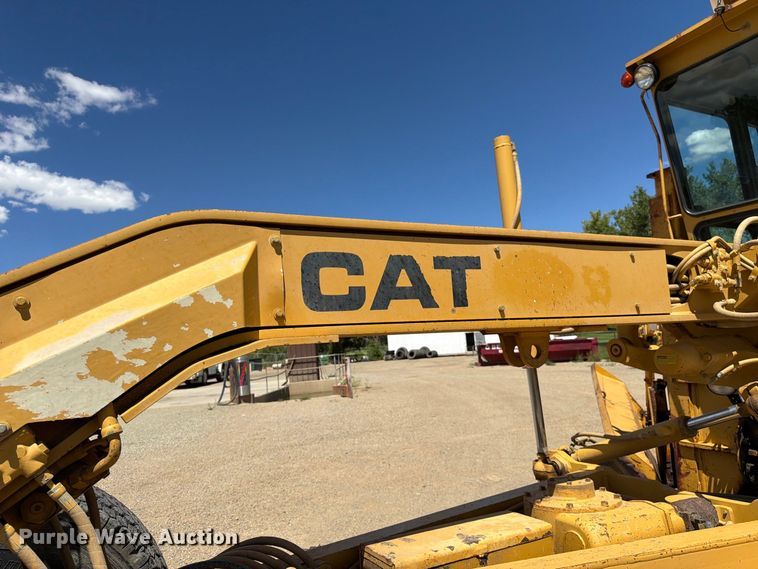 image for item FK4601 1989 Caterpillar 140G motor grader