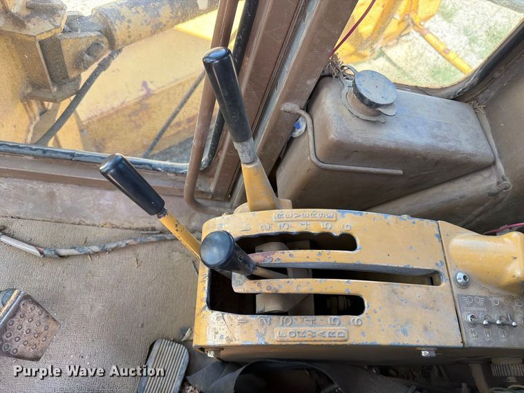 image for item FK4601 1989 Caterpillar 140G motor grader