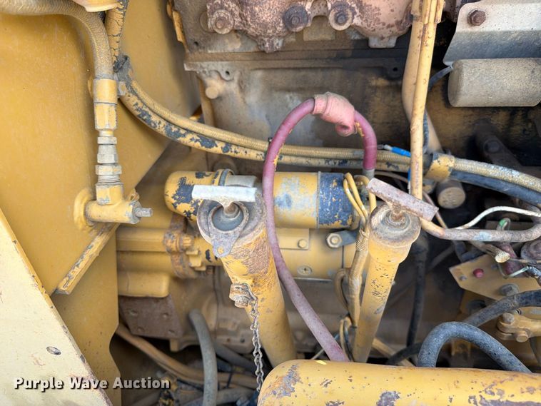 image for item FK4601 1989 Caterpillar 140G motor grader