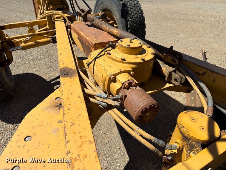 image for item FK4602 1989 Caterpillar 140G motor grader