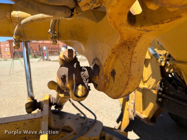 image for item FK4602 1989 Caterpillar 140G motor grader