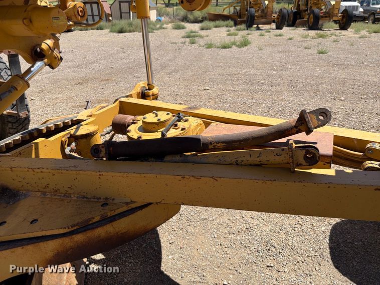 image for item FK4602 1989 Caterpillar 140G motor grader