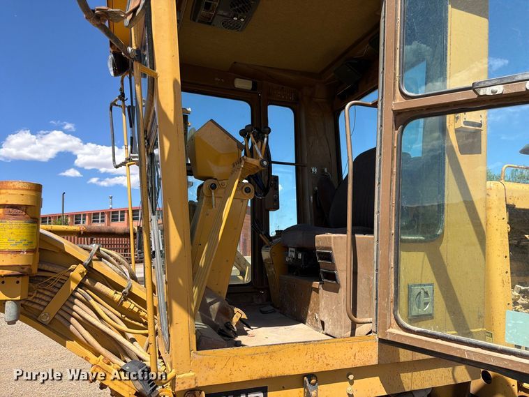 image for item FK4602 1989 Caterpillar 140G motor grader