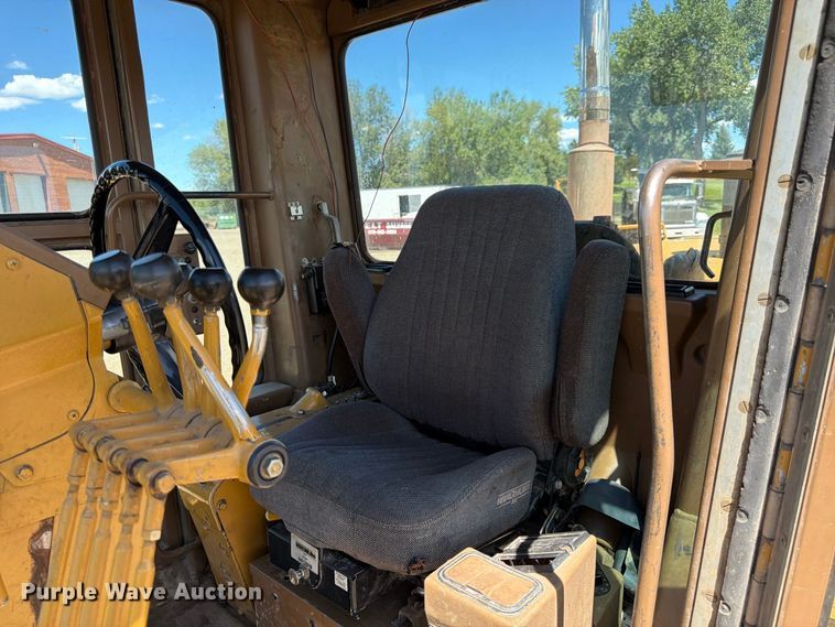 image for item FK4602 1989 Caterpillar 140G motor grader
