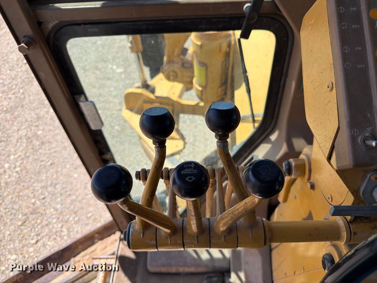 image for item FK4602 1989 Caterpillar 140G motor grader