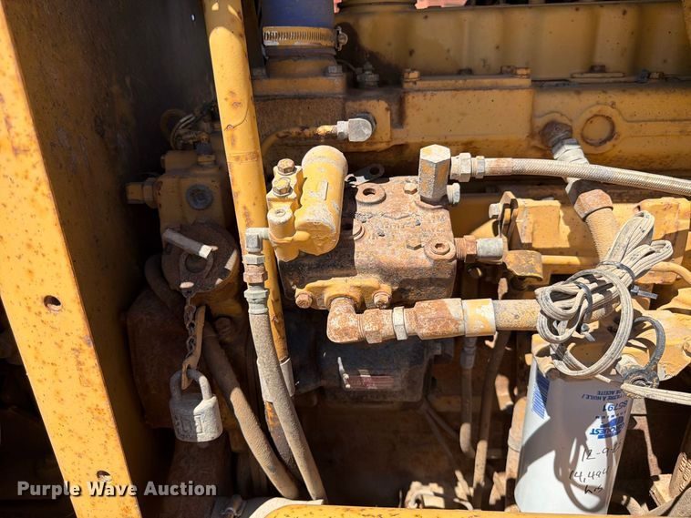 image for item FK4602 1989 Caterpillar 140G motor grader
