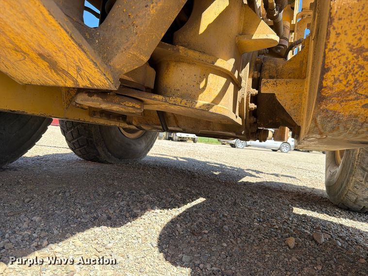 image for item FK4602 1989 Caterpillar 140G motor grader