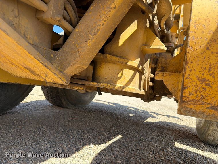 image for item FK4602 1989 Caterpillar 140G motor grader