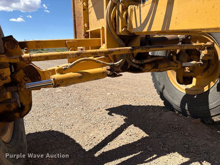 image for item FK4602 1989 Caterpillar 140G motor grader