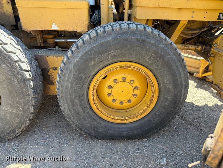image for item FK4602 1989 Caterpillar 140G motor grader