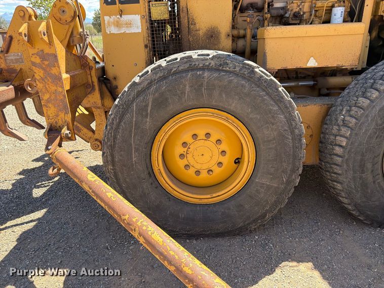 image for item FK4602 1989 Caterpillar 140G motor grader