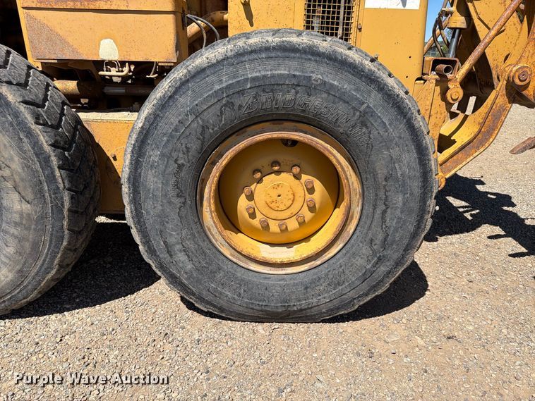 image for item FK4602 1989 Caterpillar 140G motor grader