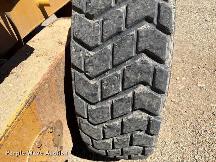 image for item FK4602 1989 Caterpillar 140G motor grader