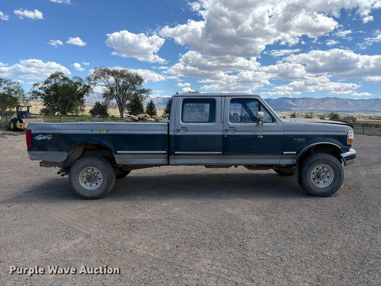 image for item FK4605 1993 Ford F350 Crew Cab pickup truck
