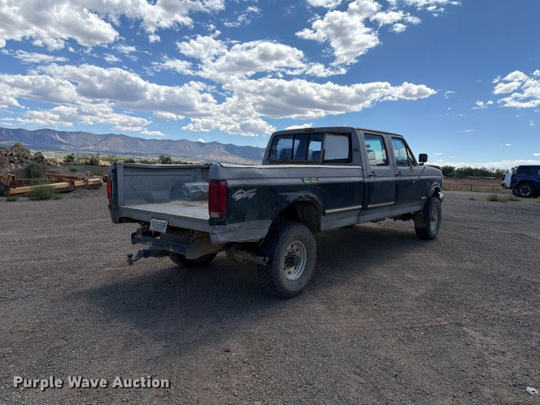 image for item FK4605 1993 Ford F350 Crew Cab pickup truck