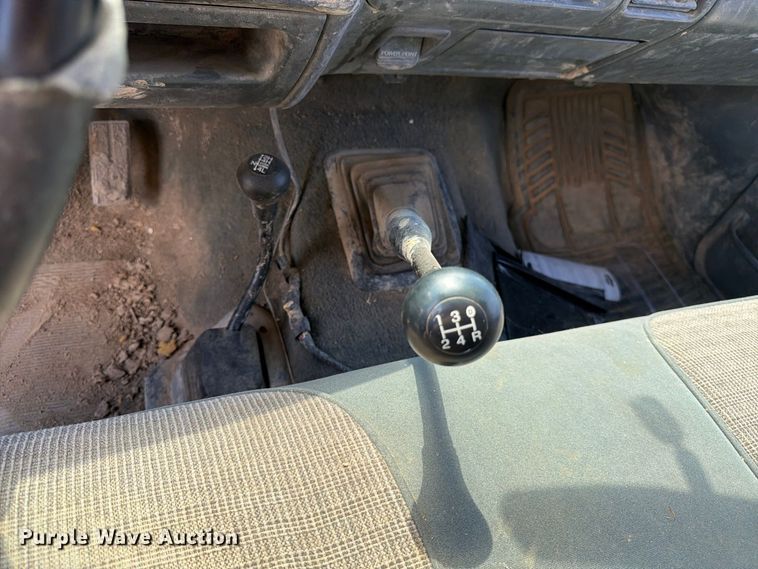 image for item FK4605 1993 Ford F350 Crew Cab pickup truck