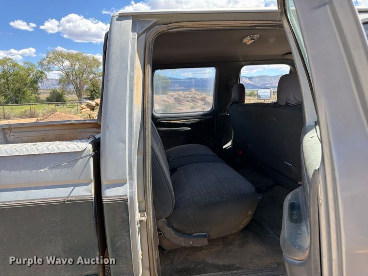image for item FK4605 1993 Ford F350 Crew Cab pickup truck
