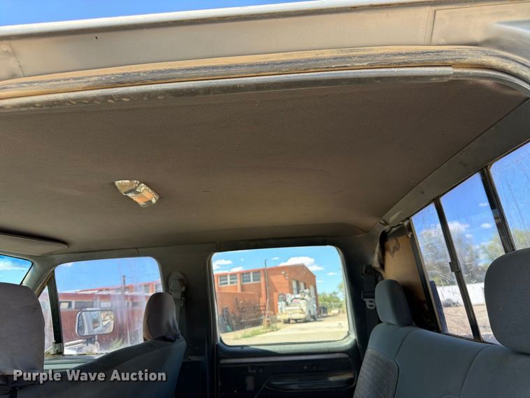 image for item FK4605 1993 Ford F350 Crew Cab pickup truck