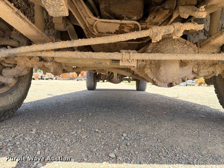 image for item FK4605 1993 Ford F350 Crew Cab pickup truck