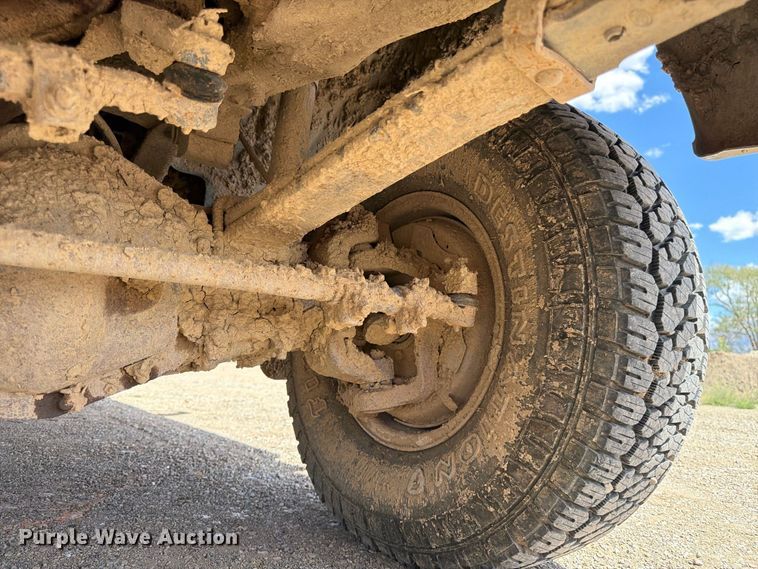 image for item FK4605 1993 Ford F350 Crew Cab pickup truck