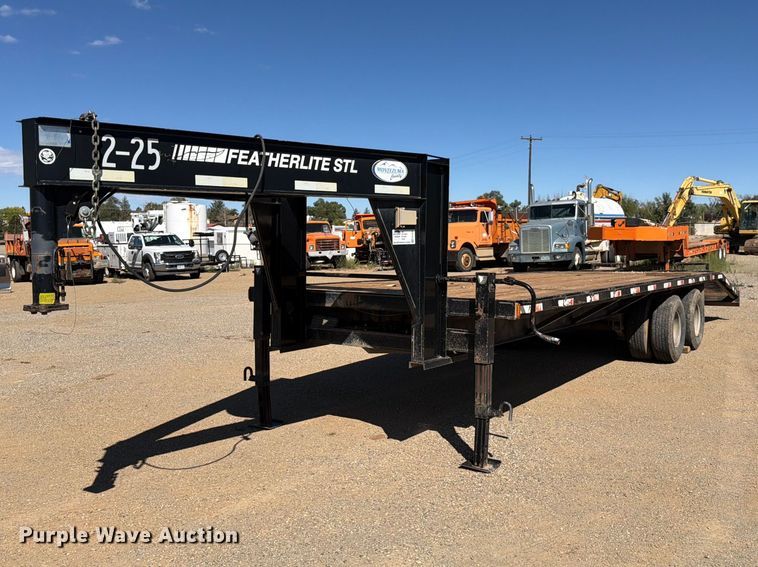 image for item FK4606 2003 Featherlite 5595 equipment trailer
