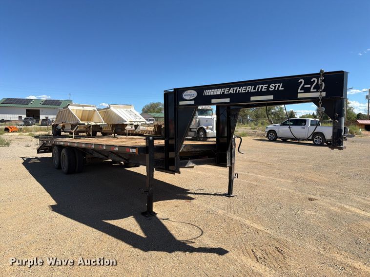 image for item FK4606 2003 Featherlite 5595 equipment trailer