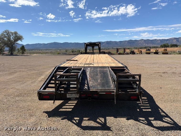 image for item FK4606 2003 Featherlite 5595 equipment trailer