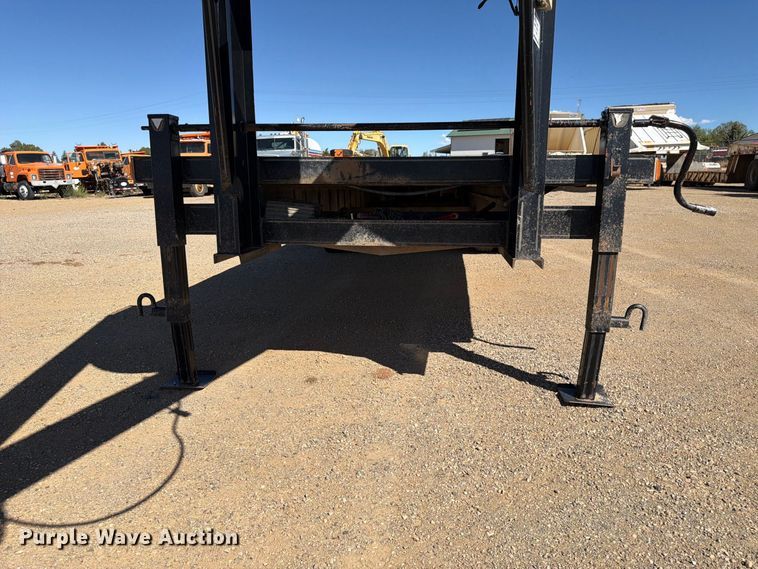 image for item FK4606 2003 Featherlite 5595 equipment trailer