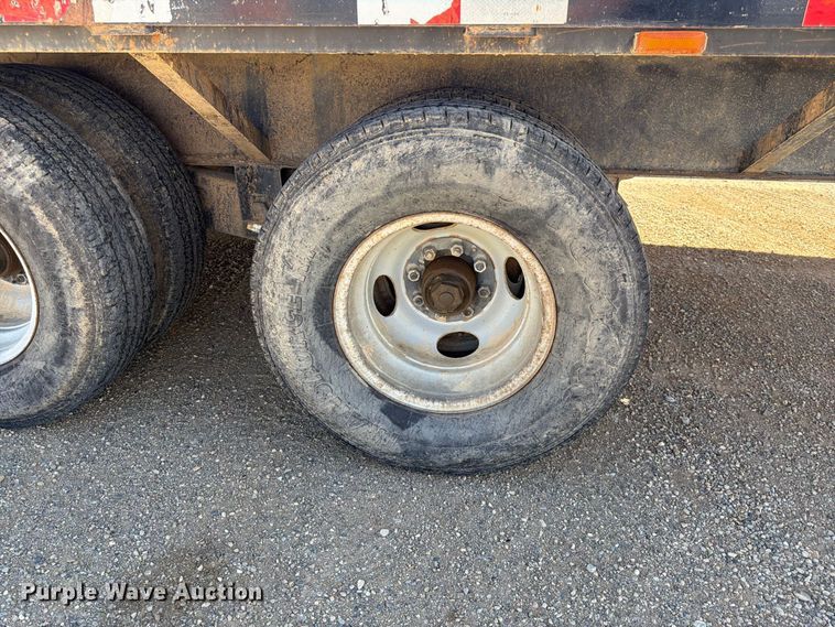 image for item FK4606 2003 Featherlite 5595 equipment trailer