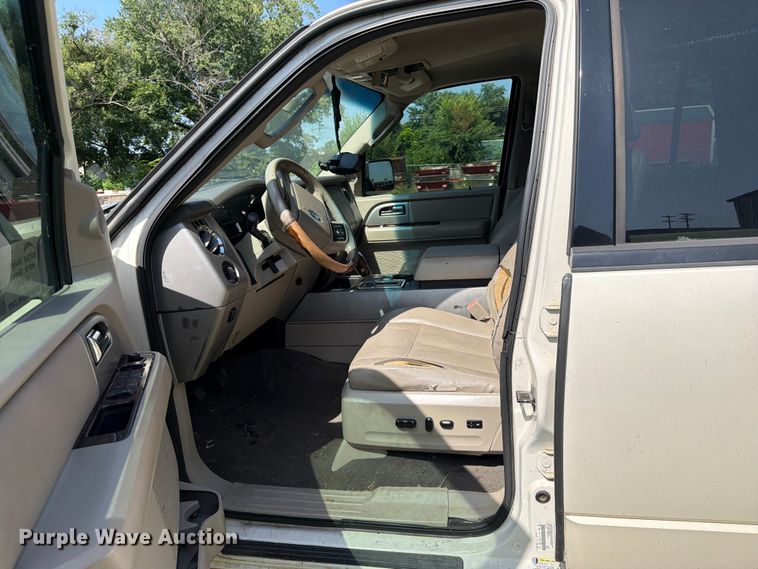 image for item FK5007 2008 Ford Expedition SUV