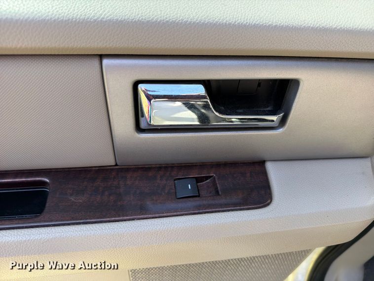 image for item FK5007 2008 Ford Expedition SUV