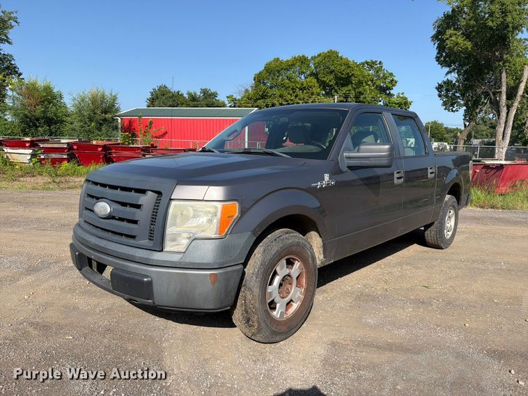 2009 Ford F150 Crew Cab pickup truck