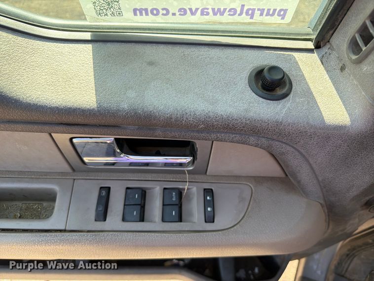 image for item FK5008 2009 Ford F150 Crew Cab pickup truck