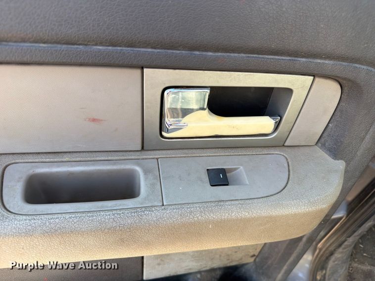 image for item FK5008 2009 Ford F150 Crew Cab pickup truck