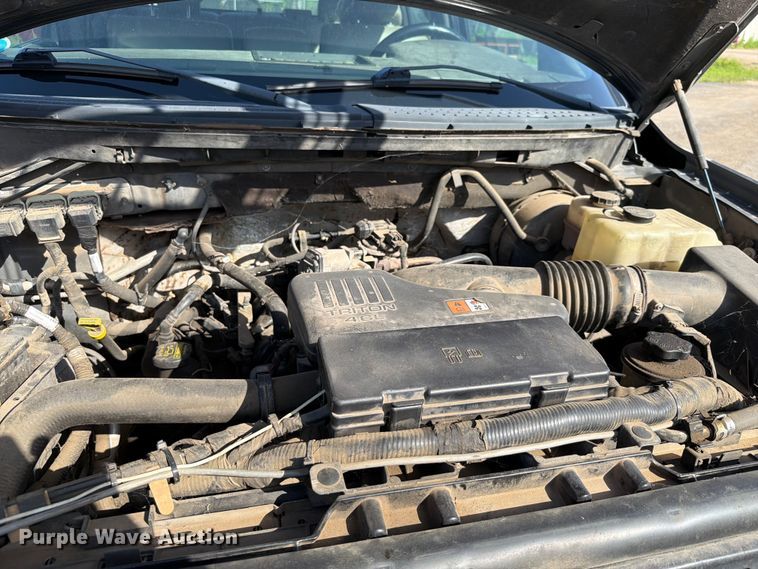 image for item FK5008 2009 Ford F150 Crew Cab pickup truck