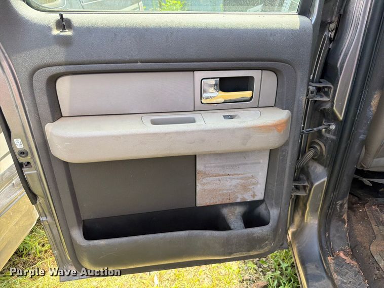 image for item FK5010 2009 Ford F-150 Crew Cab pickup truck