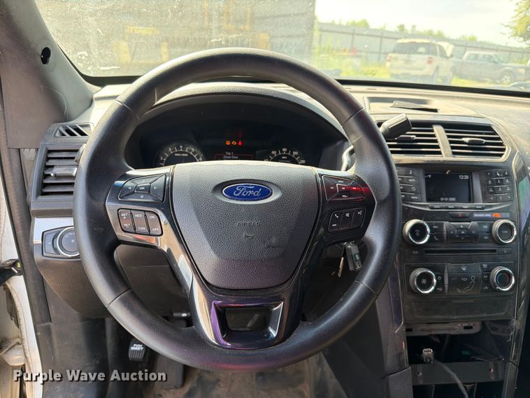 image for item FK5013 2016 Ford Explorer Police Interceptor SUV