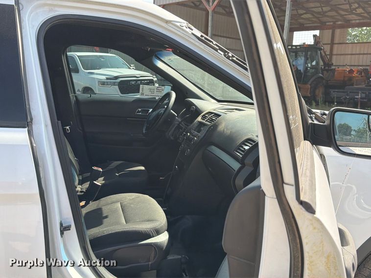 image for item FK5013 2016 Ford Explorer Police Interceptor SUV