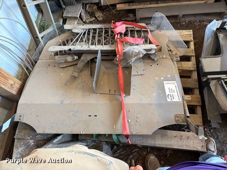 image for item FK5017 Divider cage