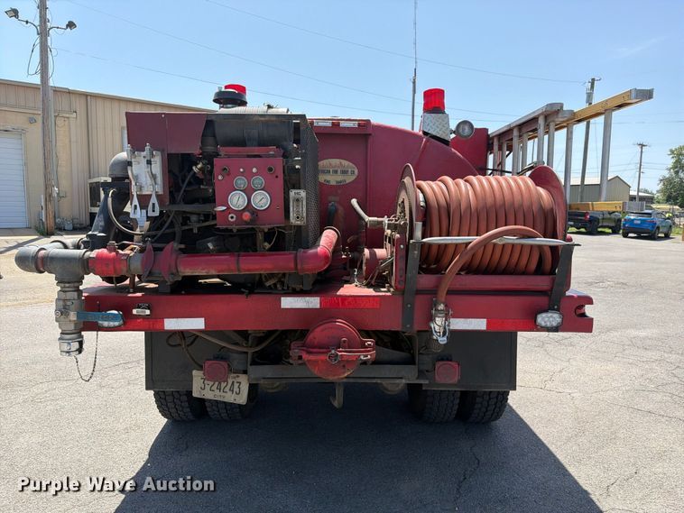 image for item FK5019 1985 Ford F800 pumper fire truck